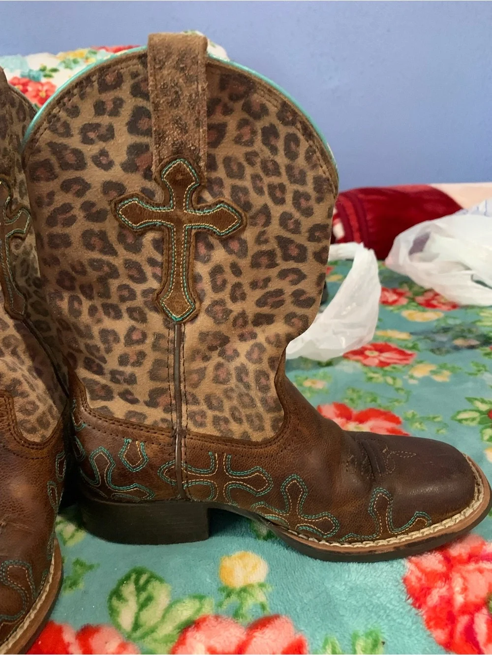Ariat Crossroads Leather Square Toe Cowgirl Boots Embroidered & Leopard Print - Picture 4 of 12